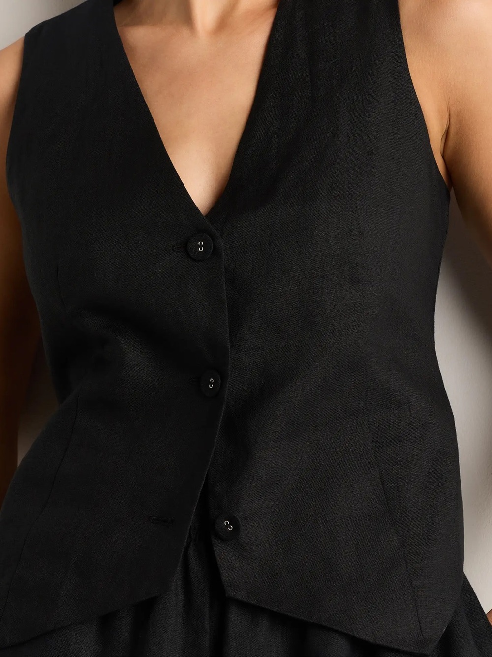 Quince black linen vest Large - Picture 6 of 8